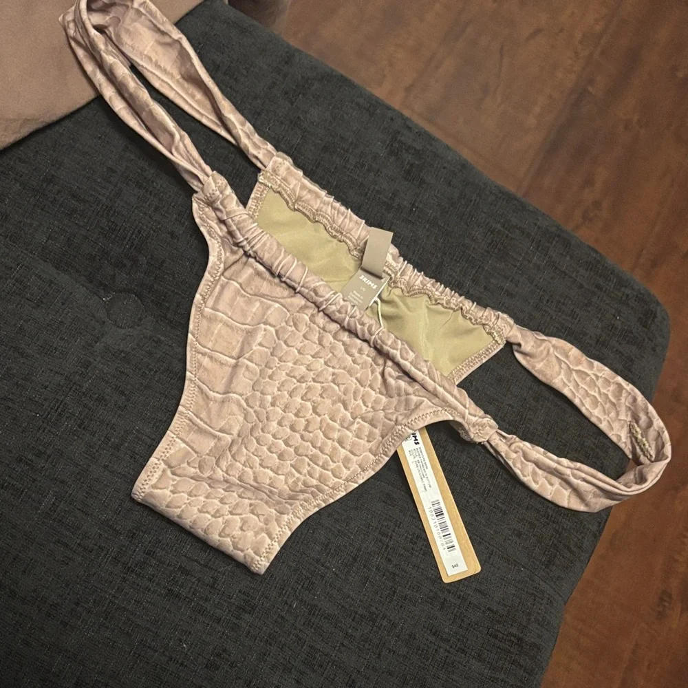 SKIMS Textured Ruched Cheeky Bikini Bottom - Nude Blush